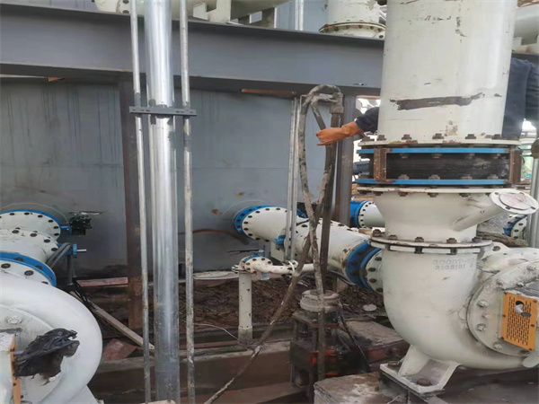 新邱设备基础沉降下沉注浆加固增加荷载